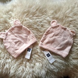 2 BNWT Baby Gap Beanies. 3-6 month & 6-12 month